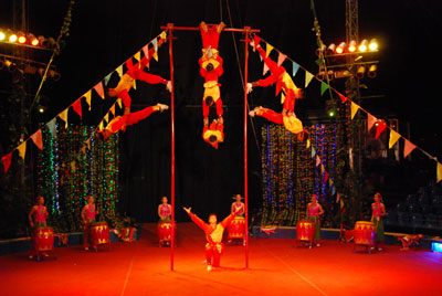 Tiết mục của đoàn Việt Nam tham gia Liên hoan Xiếc quốc tế 2012.